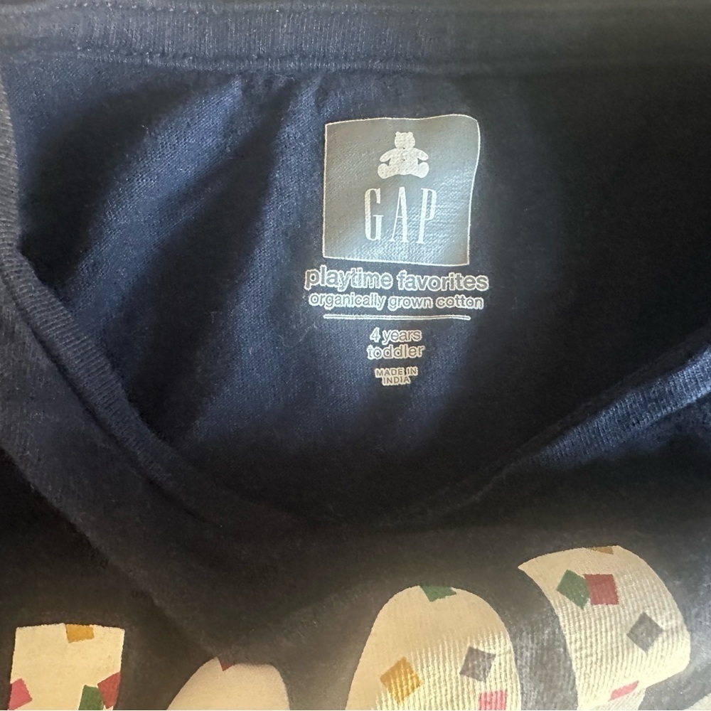 Preloved GAP Navy Blue Kids Long Sleeve Shirt with Love Design - Picture 2 of 3